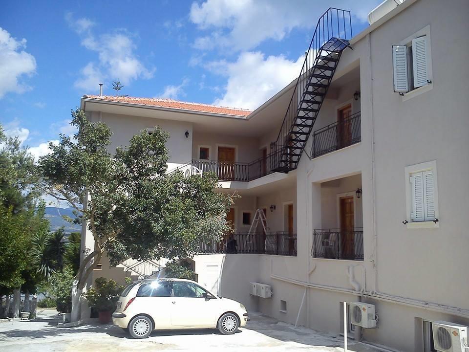 Sea Breeze Apartments Lixúri Exterior foto