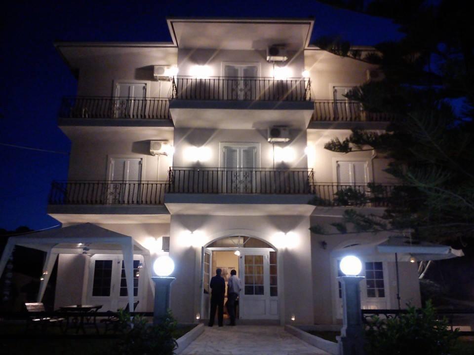 Sea Breeze Apartments Lixúri Exterior foto