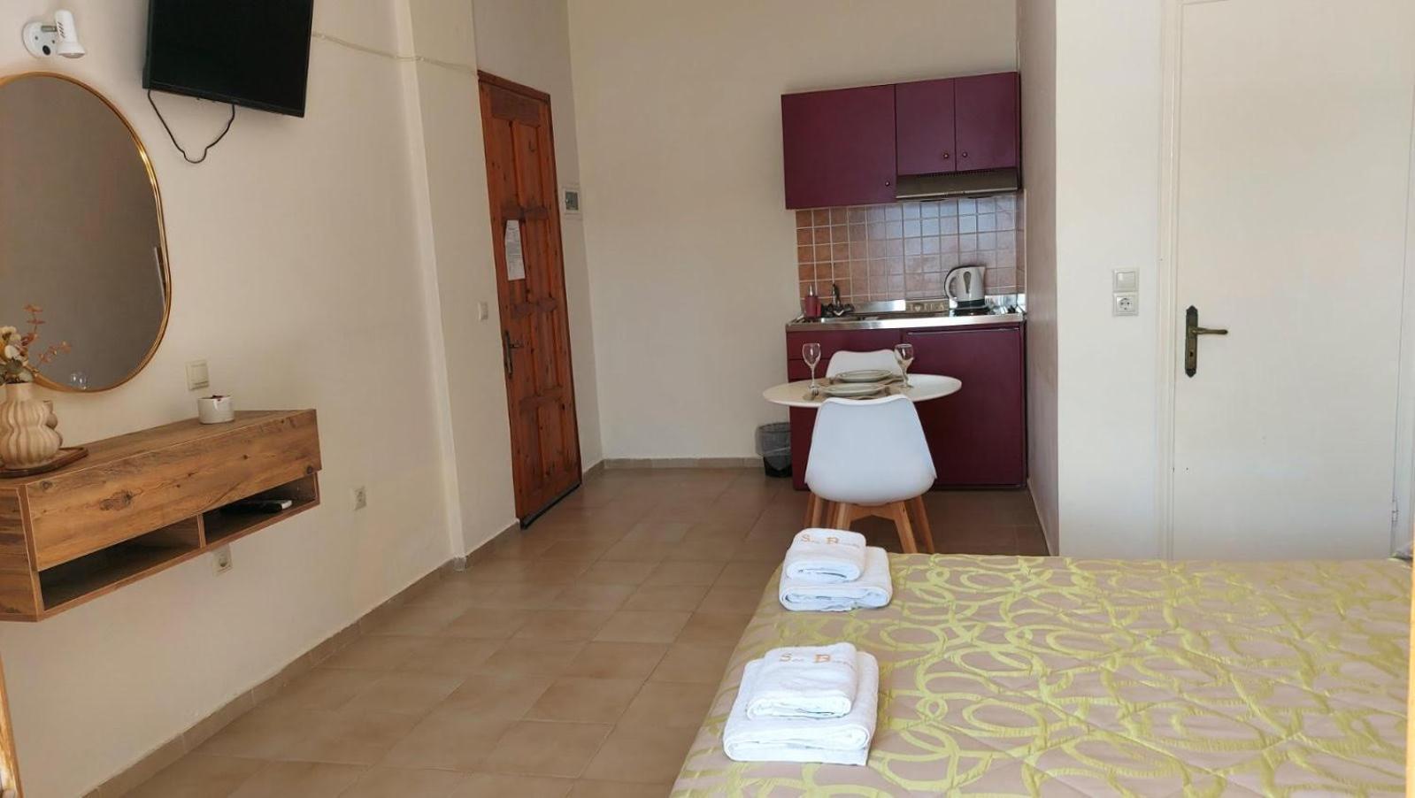 Sea Breeze Apartments Lixúri Exterior foto