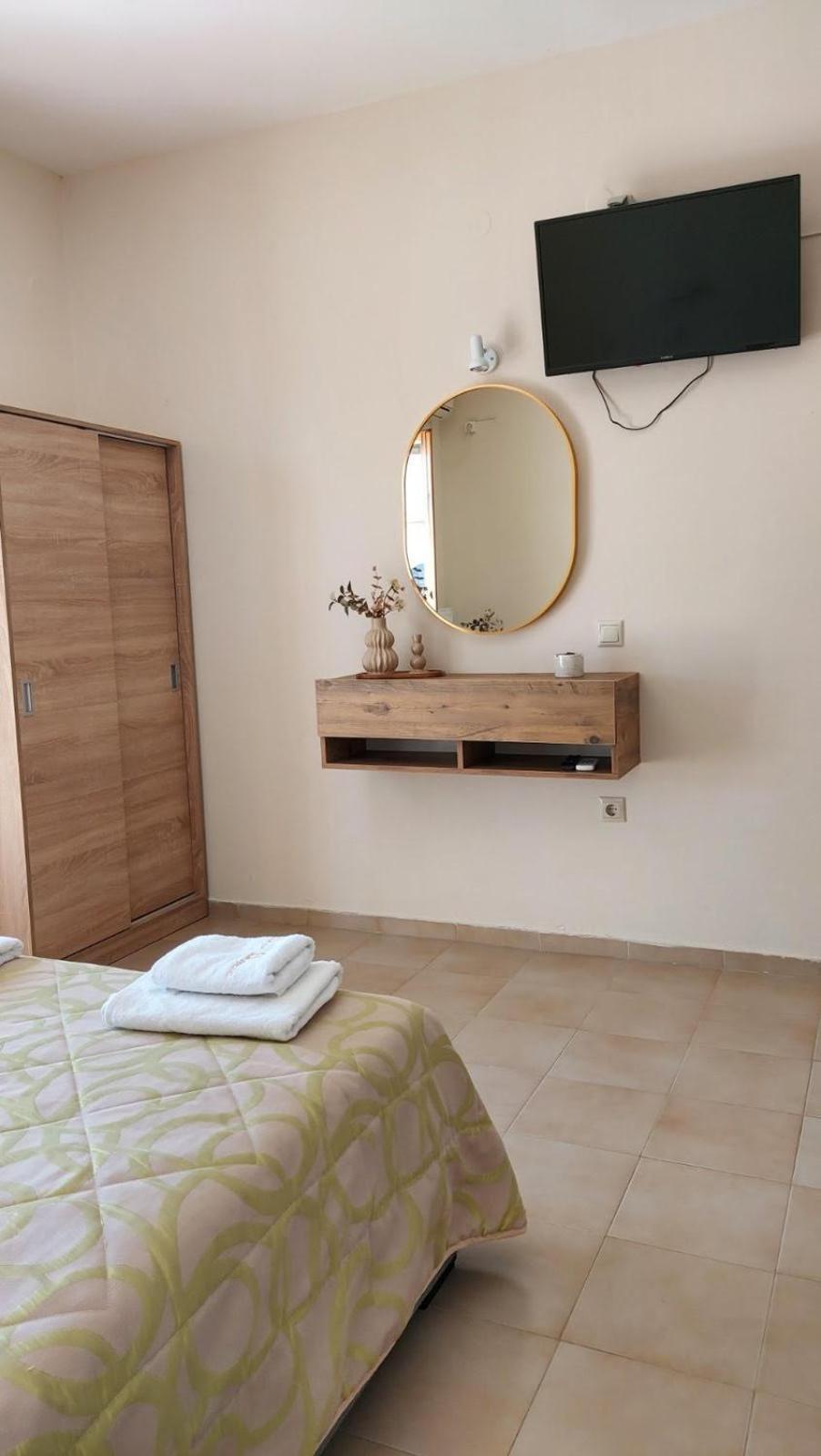 Sea Breeze Apartments Lixúri Exterior foto